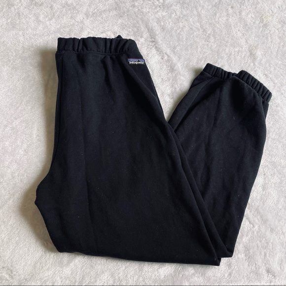 Patagonia Sweats - Picture 3 of 4
